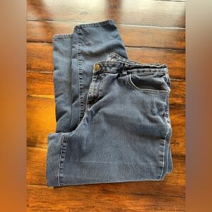 Women’s Mom Style & Co Blue Jeans- Size 16S
